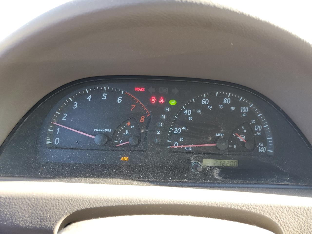 2004 Toyota Camry - Image 9