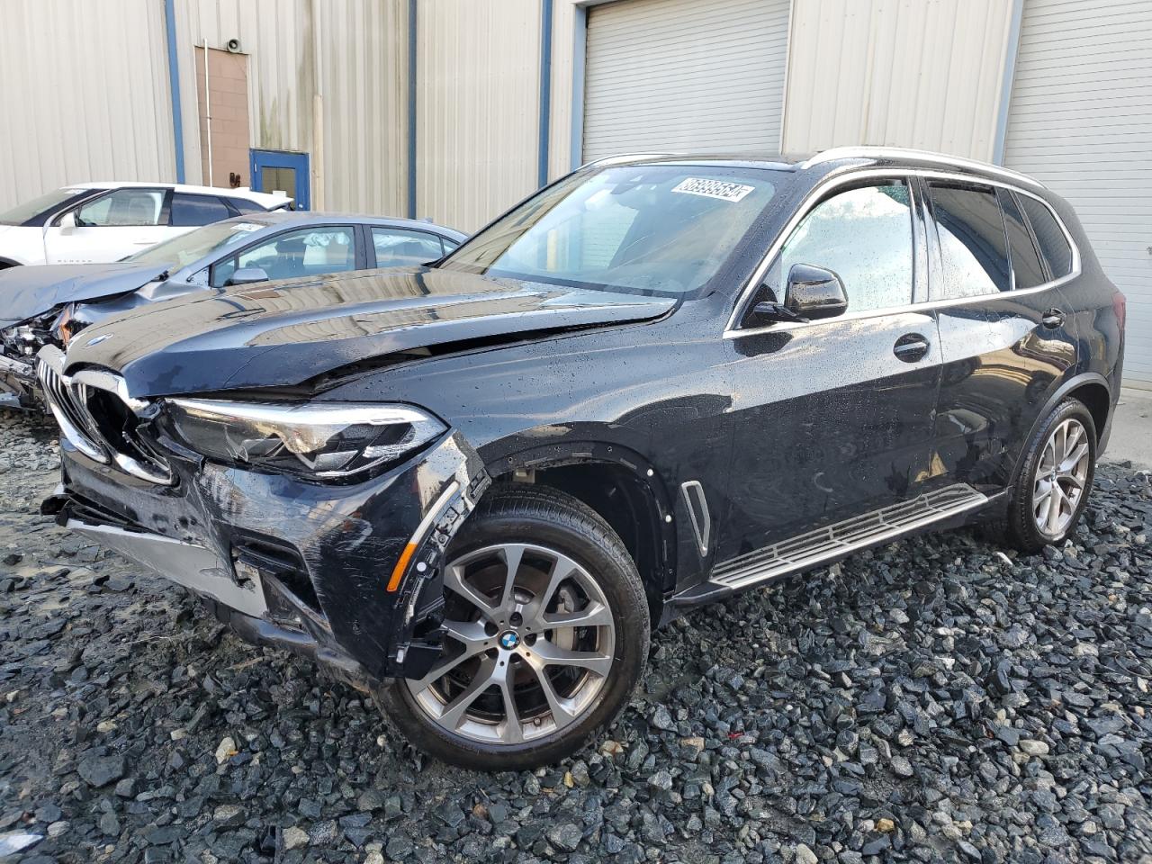 VIN 5UXCR4C07P9P47766 2023 BMW X5 no.1