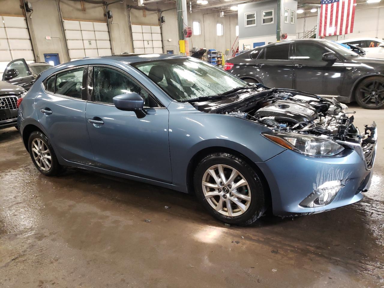 2015 Mazda 3 - Image 4
