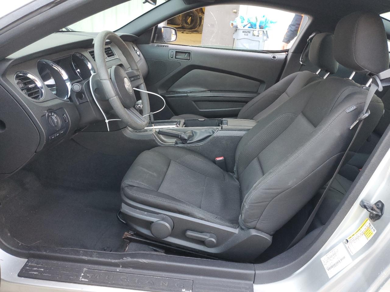 2011 Ford Mustang - Image 7