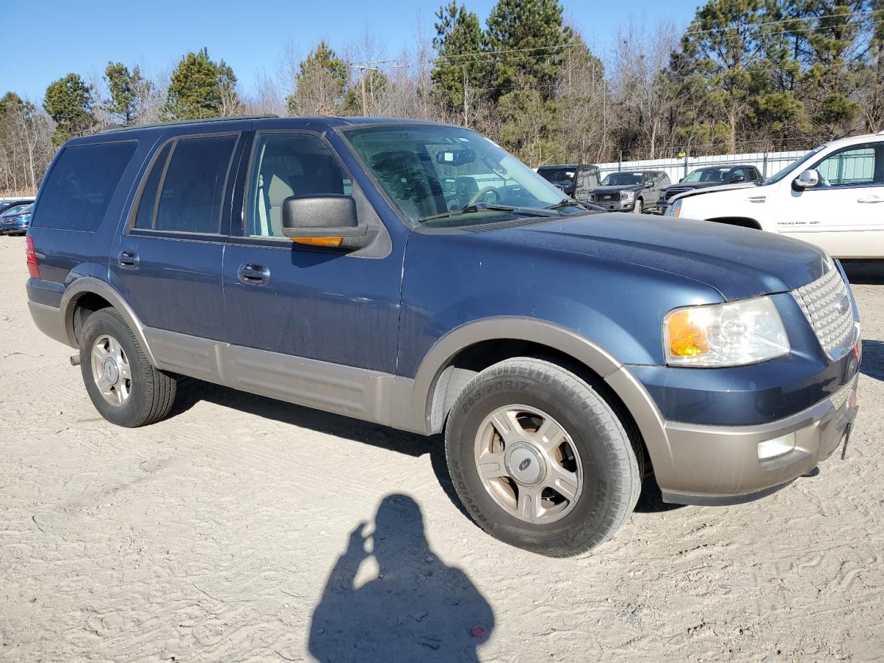 2003 Ford Expedition - Image 4
