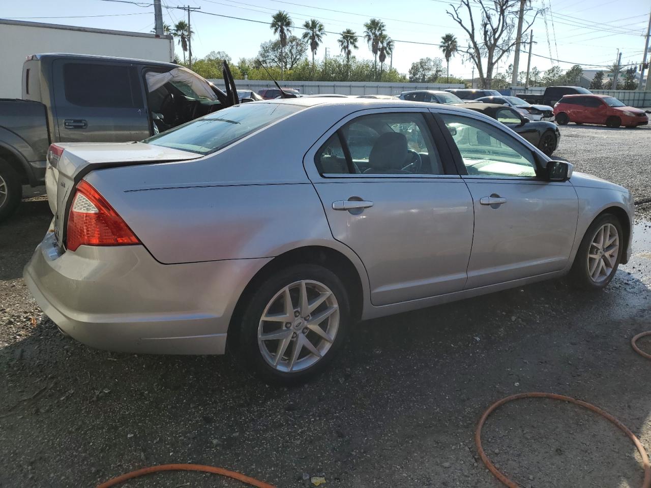 2010 Ford Fusion - Image 3