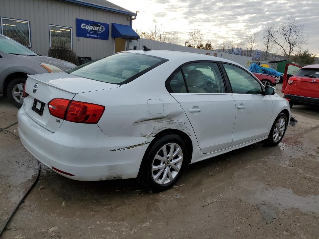 2014 Volkswagen Jetta - Image 3