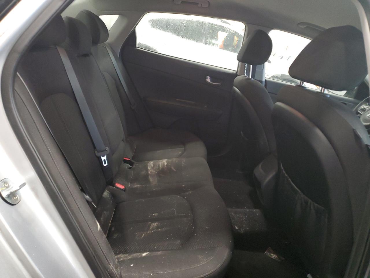 2016 Kia Optima - Image 10