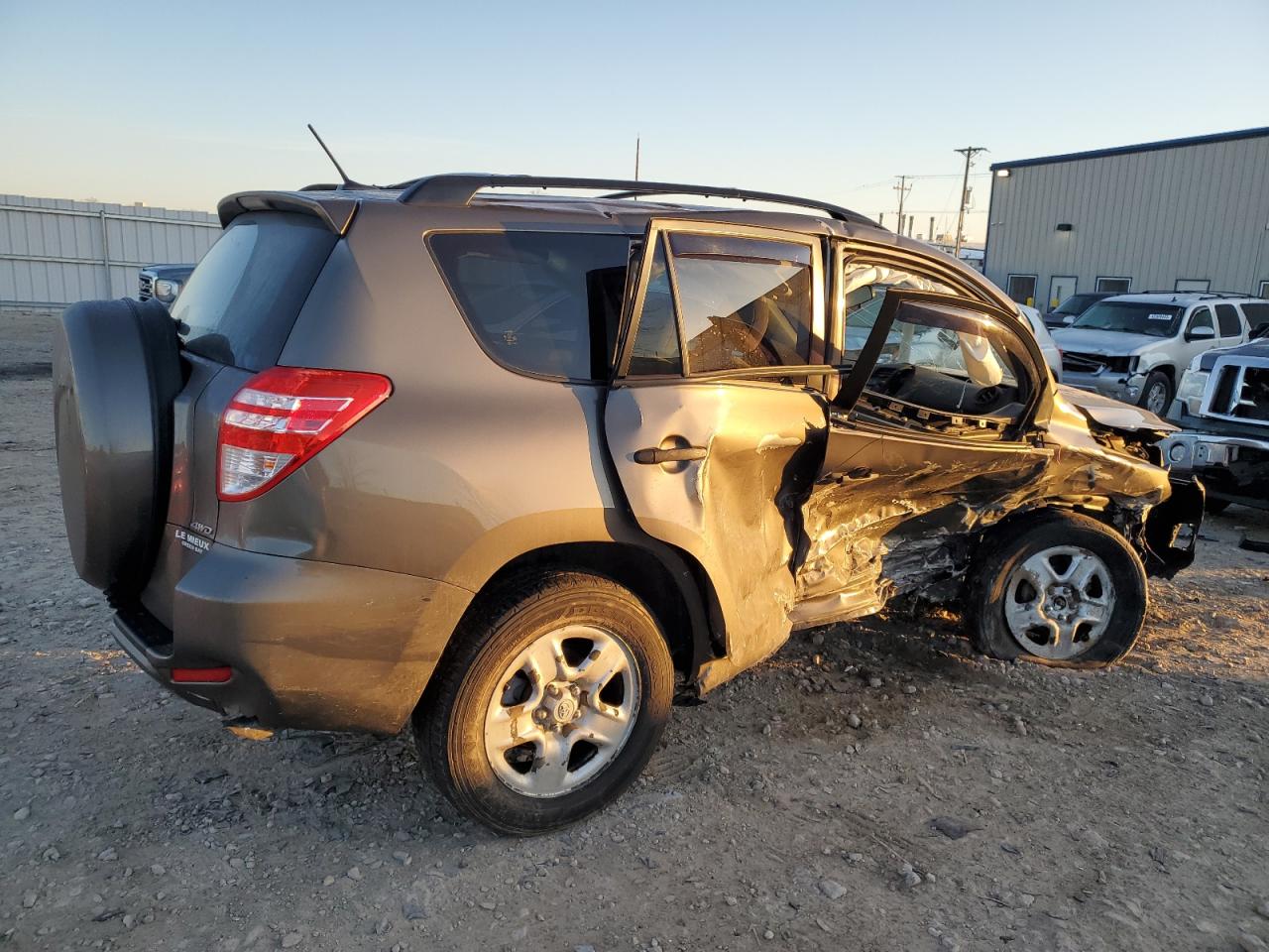 2010 Toyota RAV 4 - Image 3