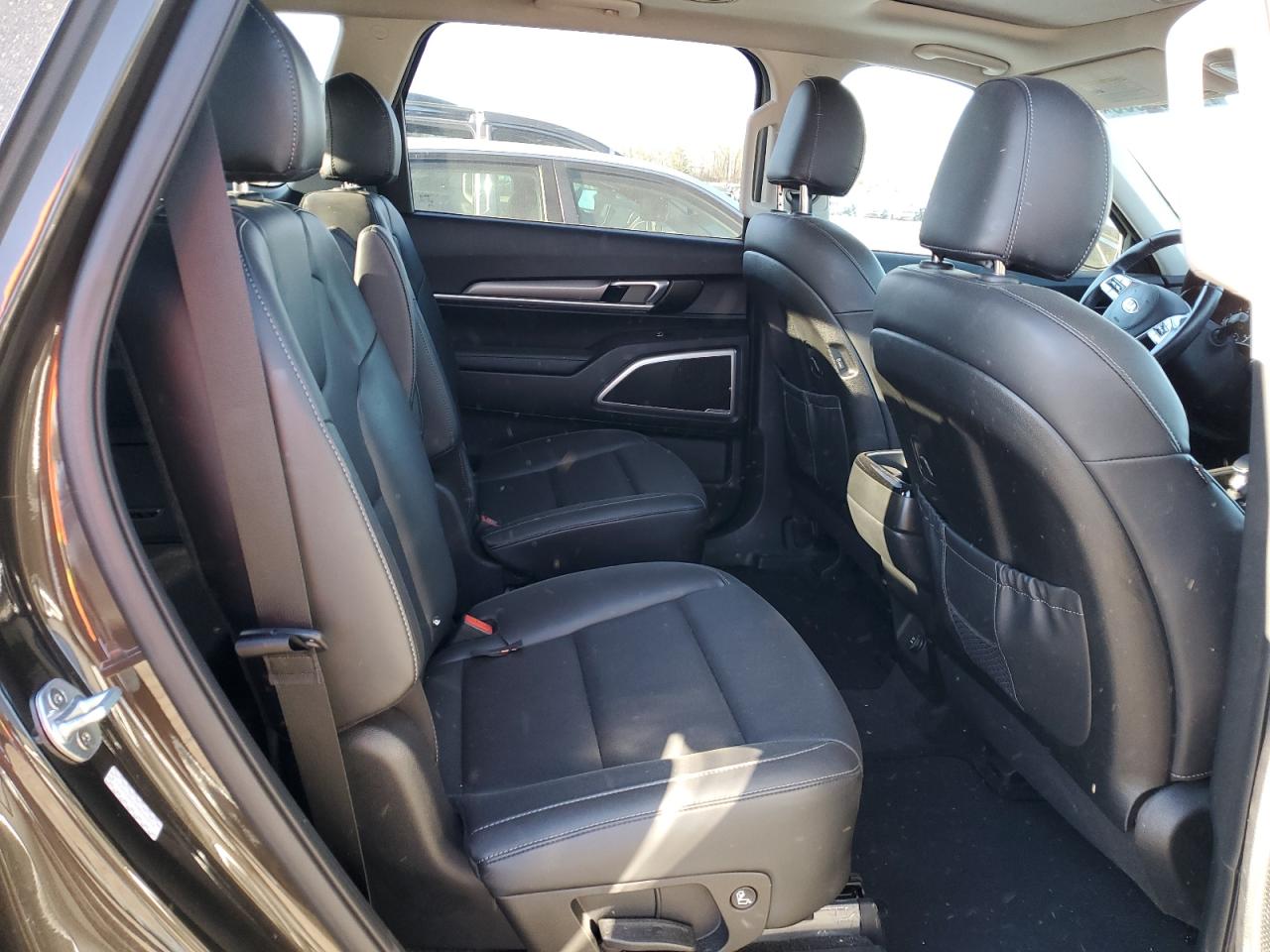 2021 Kia Telluride - Image 11