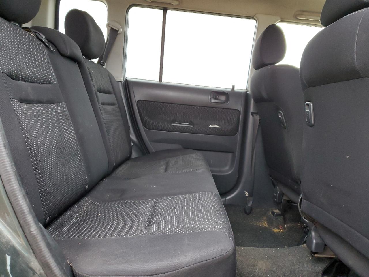 2005 Toyota xB - Image 11