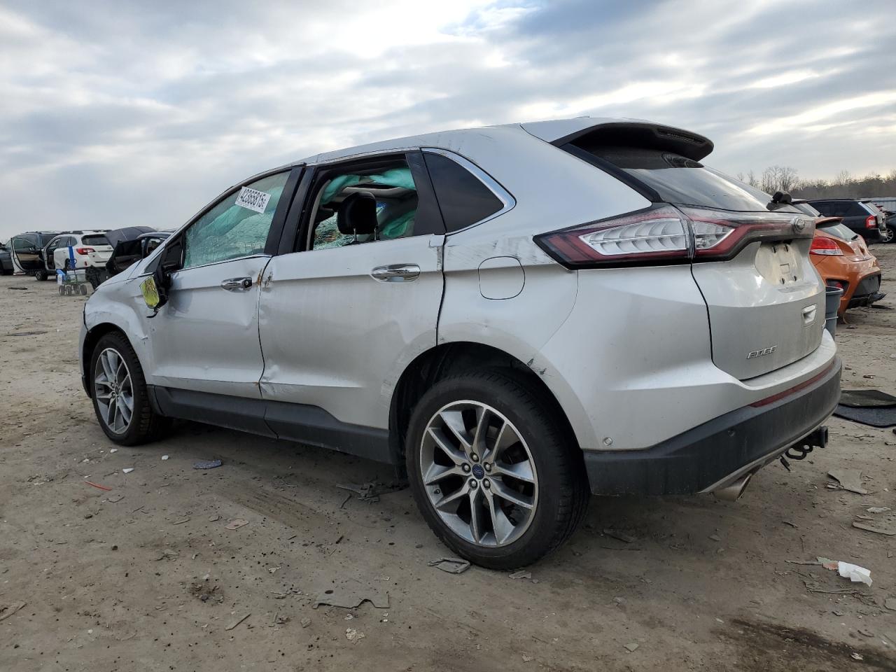 2016 Ford Edge - Image 2