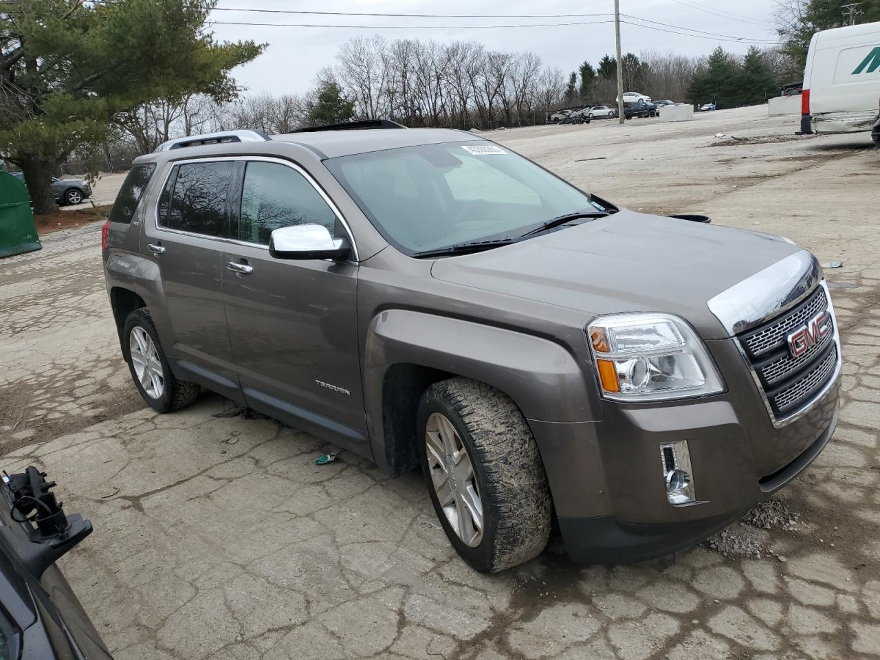 2012 GMC Terrain - Image 4