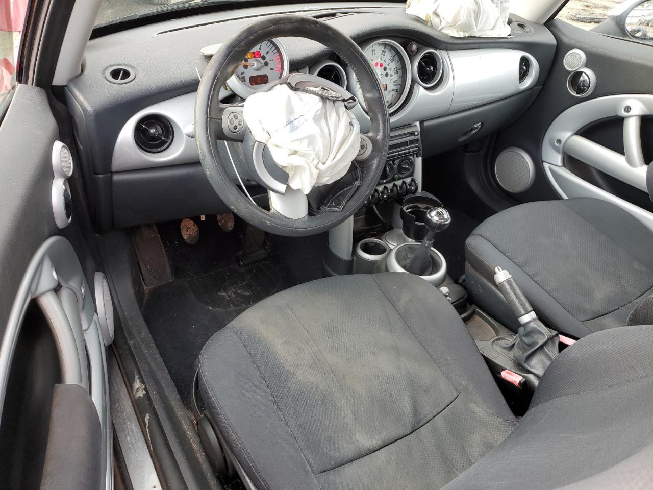 2005 MINI Cooper - Image 8