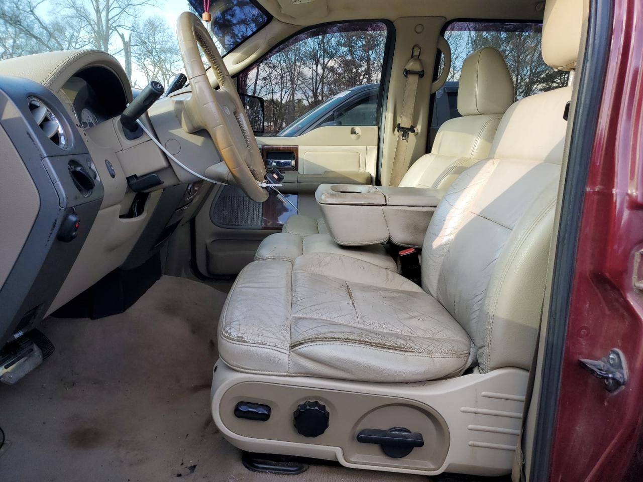2004 Ford F-150 - Image 7