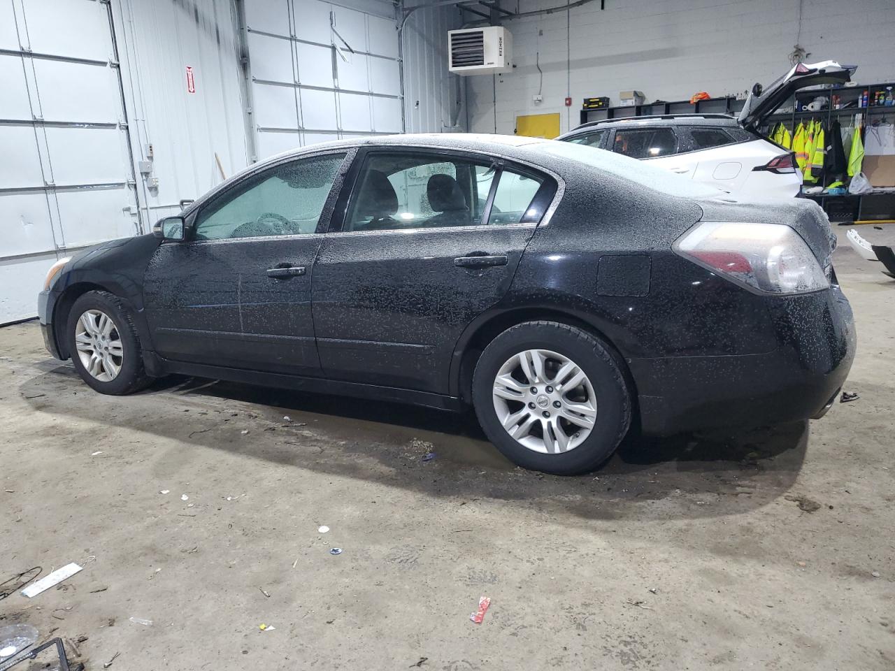 2012 Nissan Altima - Image 2