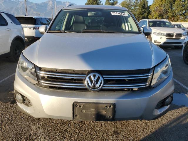  VOLKSWAGEN TIGUAN 2012 Srebrny