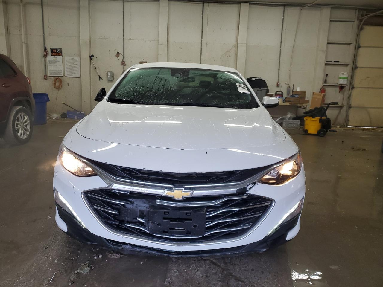 2023 Chevrolet Malibu - Image 5