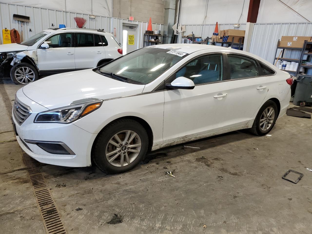 VIN 5NPE24AF0HH519316 2017 HYUNDAI SONATA no.1