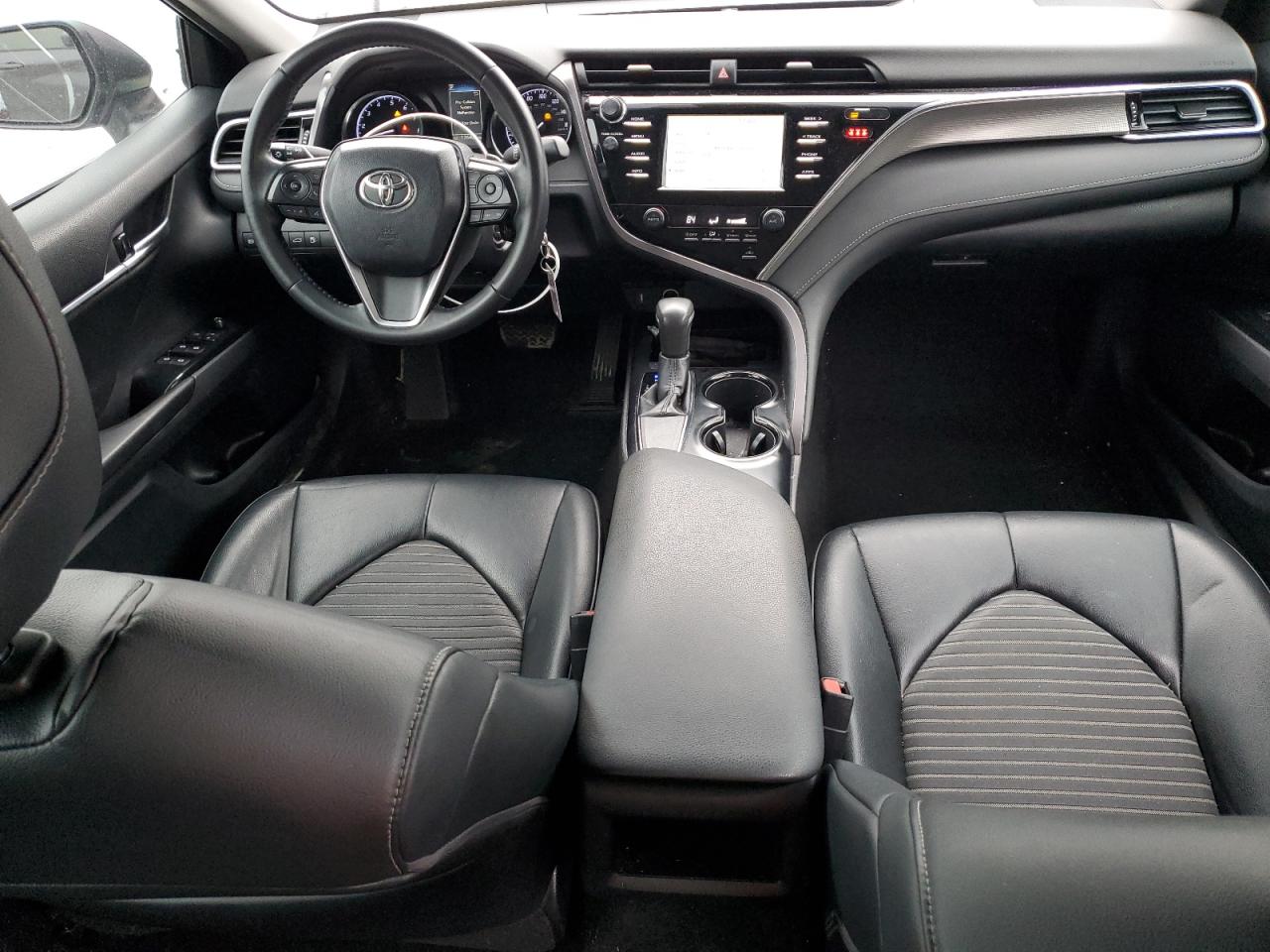 2018 Toyota Camry - Image 8