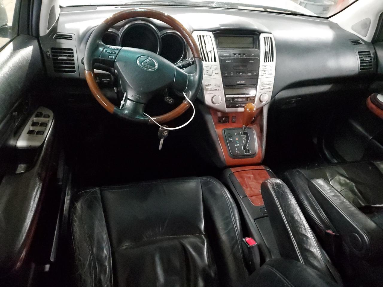 2004 Lexus RX - Image 8