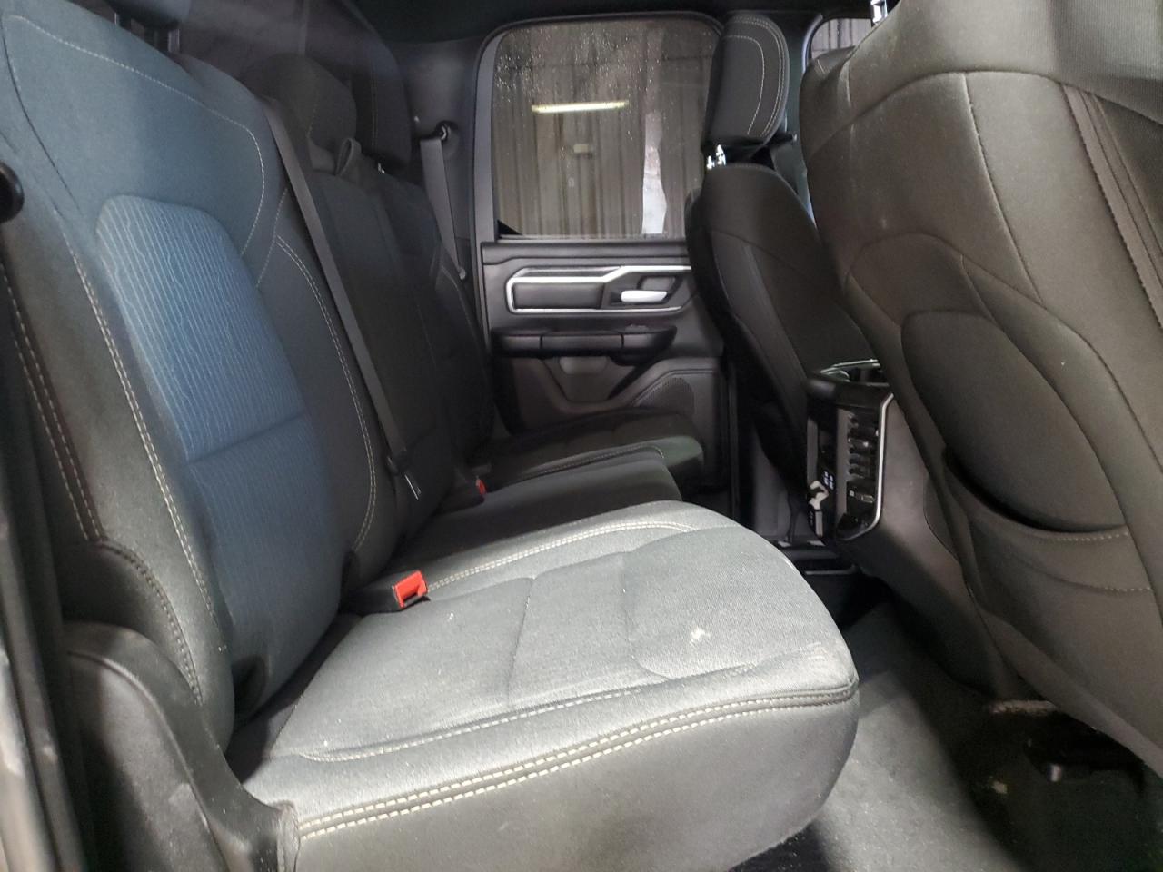 2021 RAM 1500 - Image 10