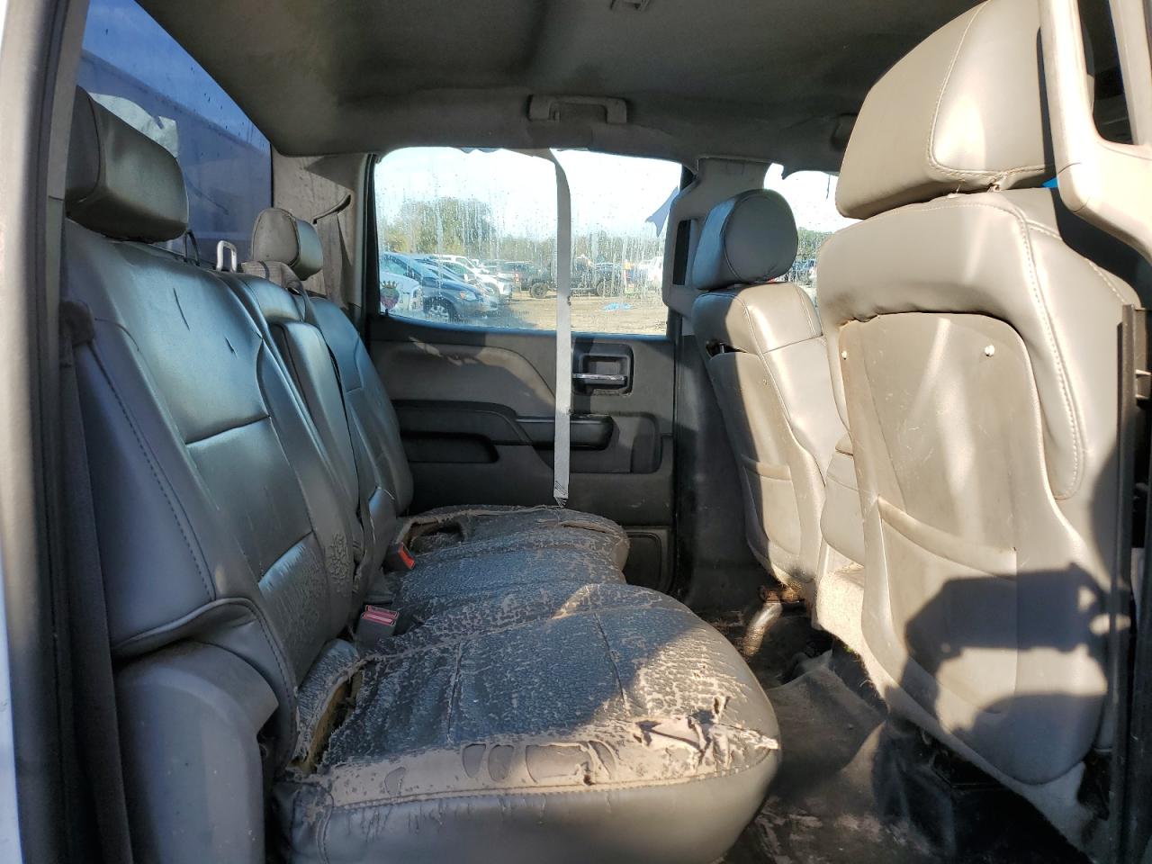 2014 Chevrolet Silverado - Image 10
