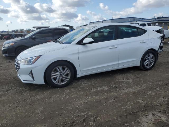  HYUNDAI ELANTRA 2020 Белы