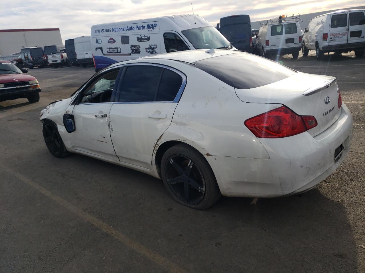 2012 Infiniti G - Image 2