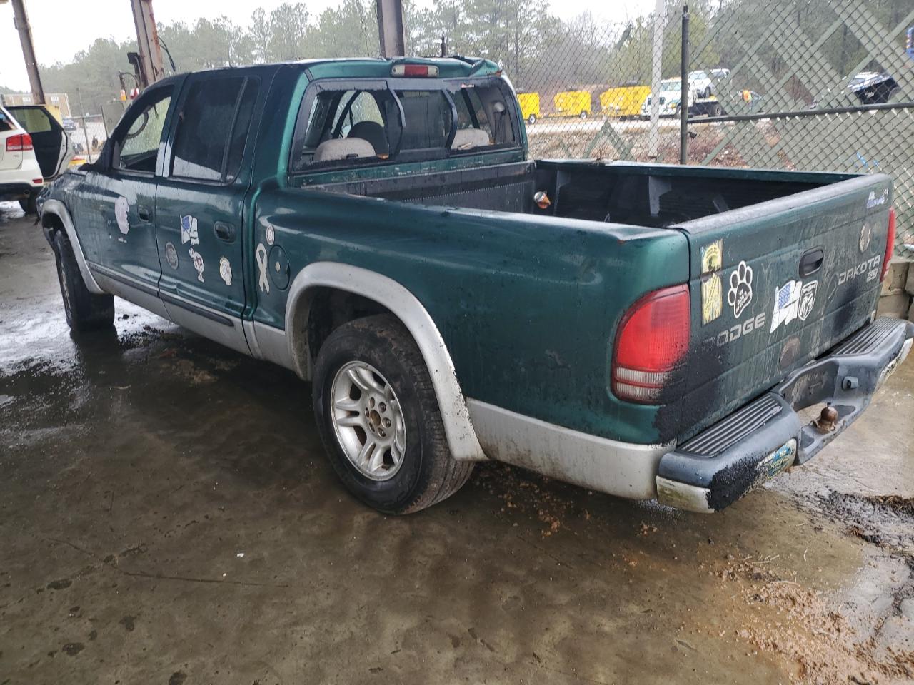 2003 Dodge Dakota - Image 2