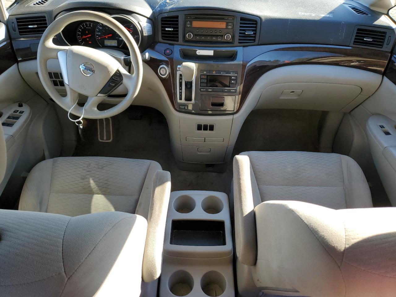 2013 Nissan Quest - Image 8