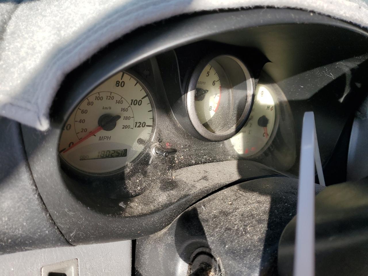 2002 Toyota RAV 4 - Image 9