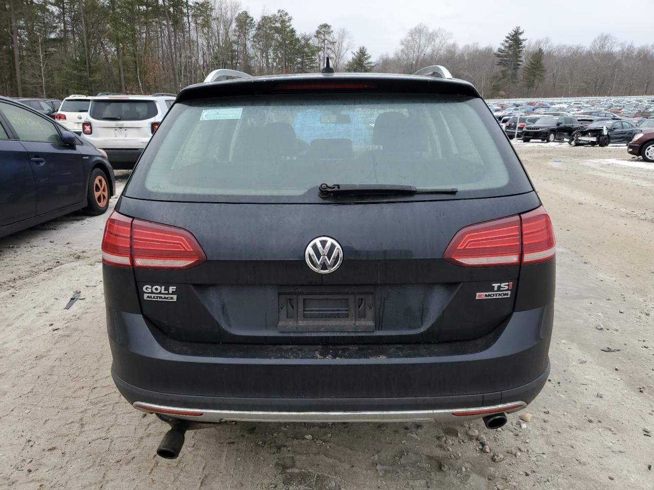 2018 Volkswagen Golf - Image 6