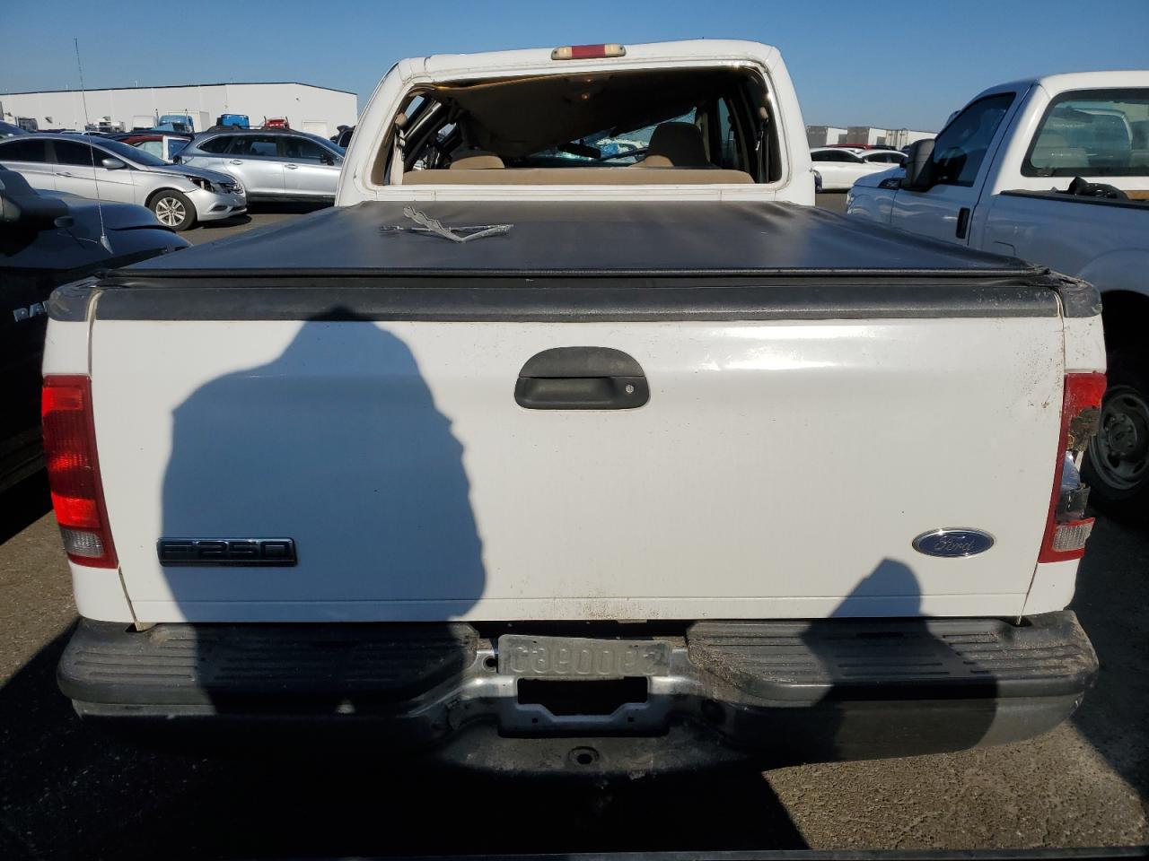 2003 Ford F250 - Image 6