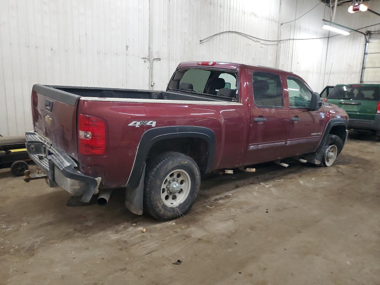 2009 Chevrolet Silverado - Image 3