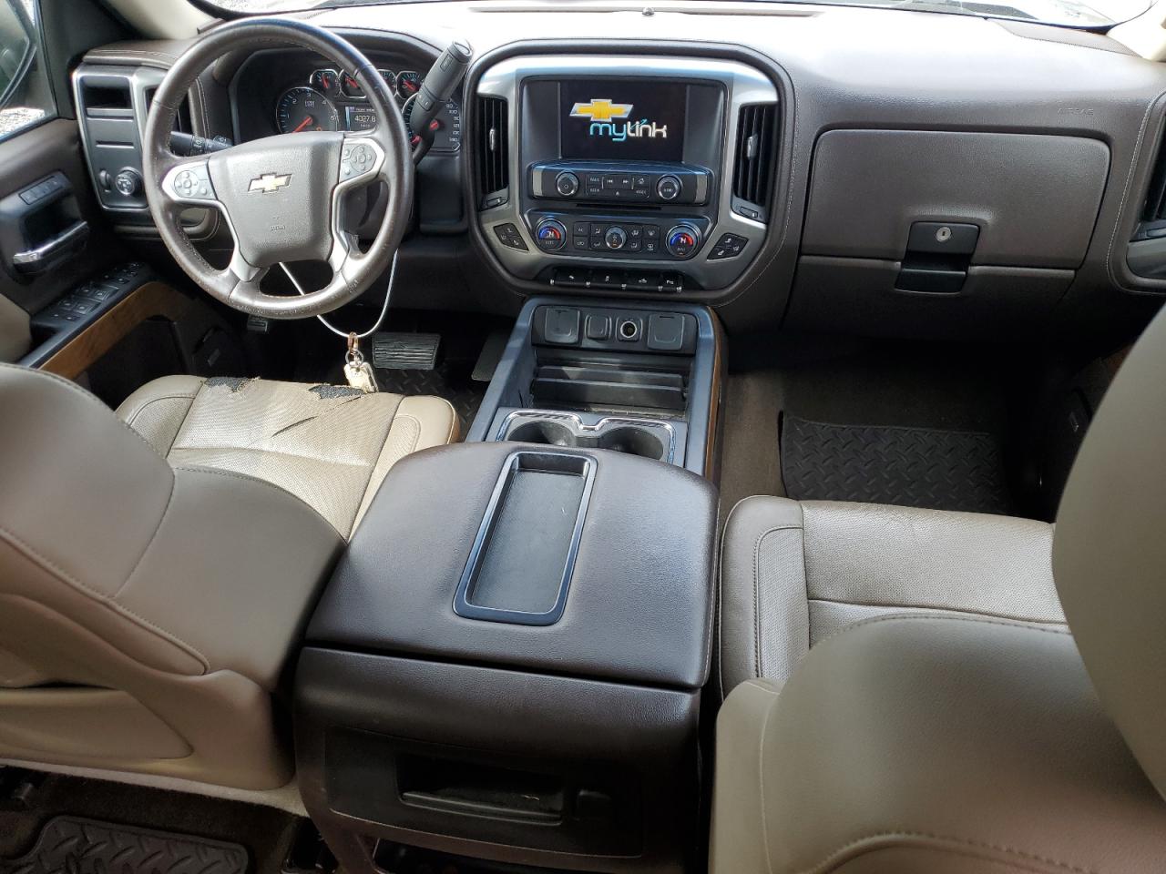 2015 Chevrolet Silverado - Image 8