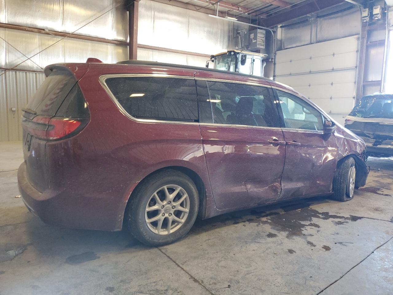 2022 Chrysler Pacifica - Image 3