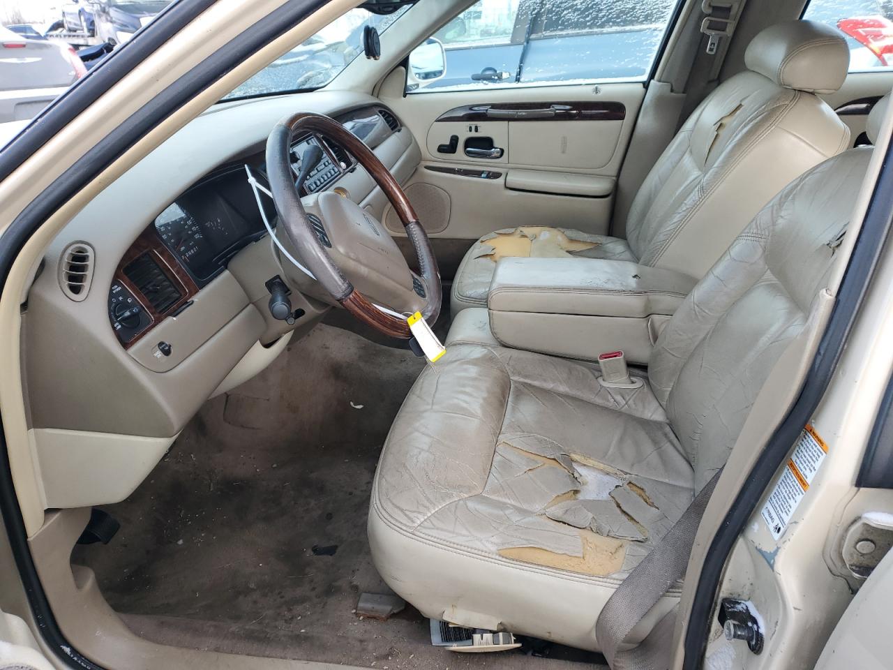 2000 Lincoln Town Car - Image 7