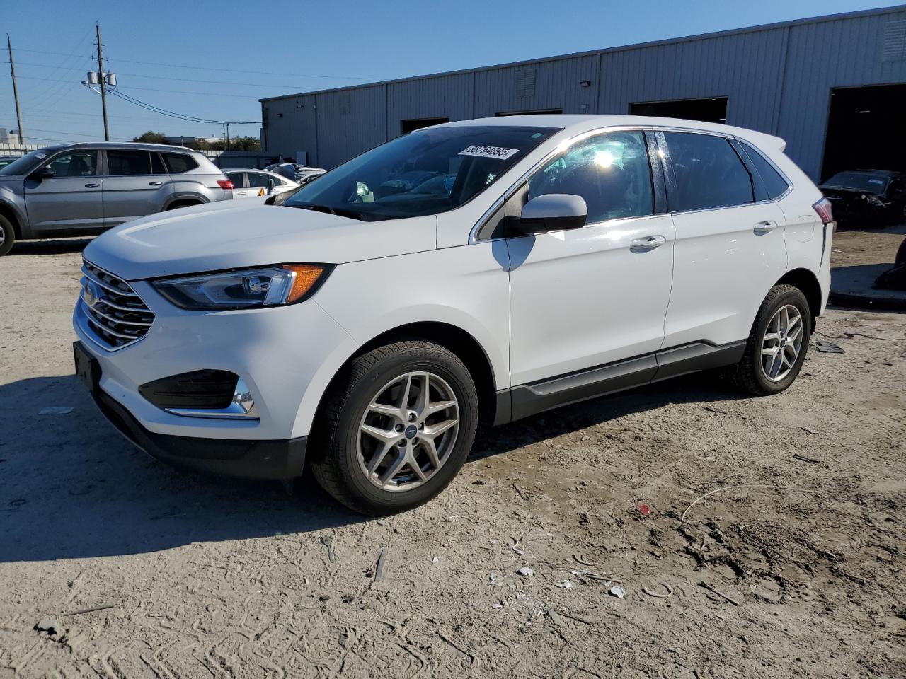 2022 Ford Edge - Image 1