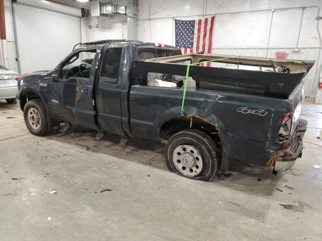 2005 Ford F250 - Image 2