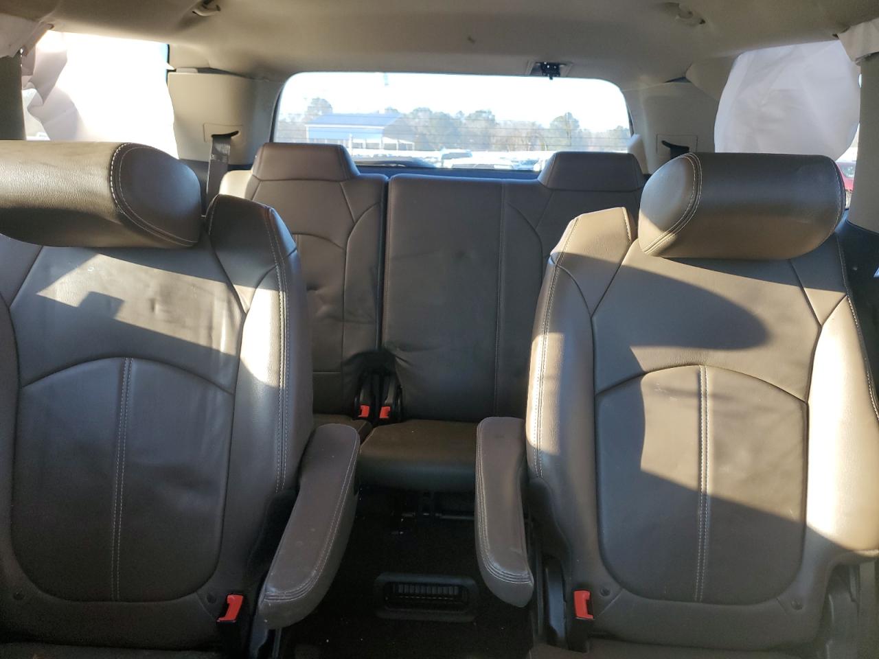 2016 GMC Acadia - Image 10