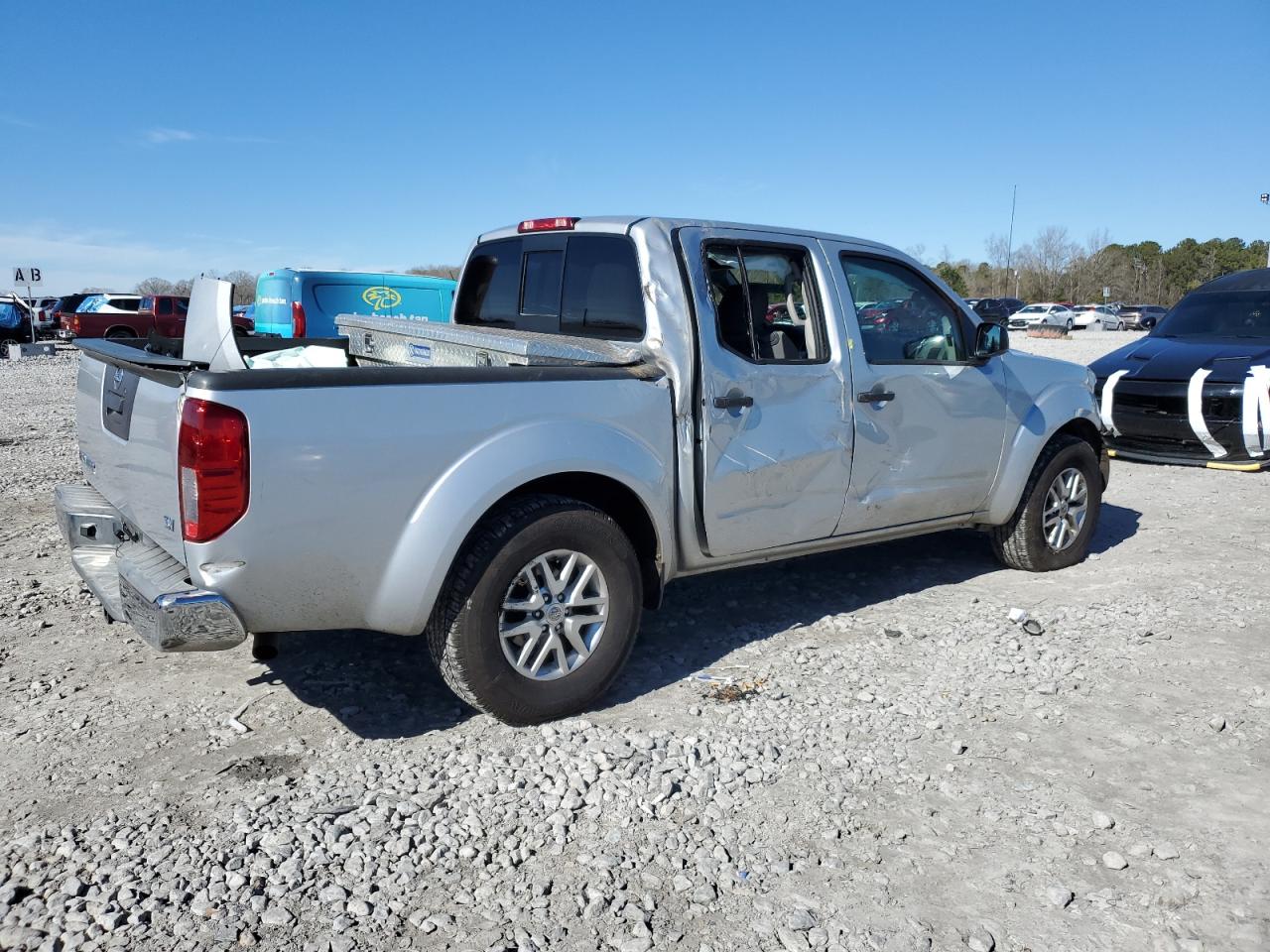 2014 Nissan Navara (Frontier) - Image 3