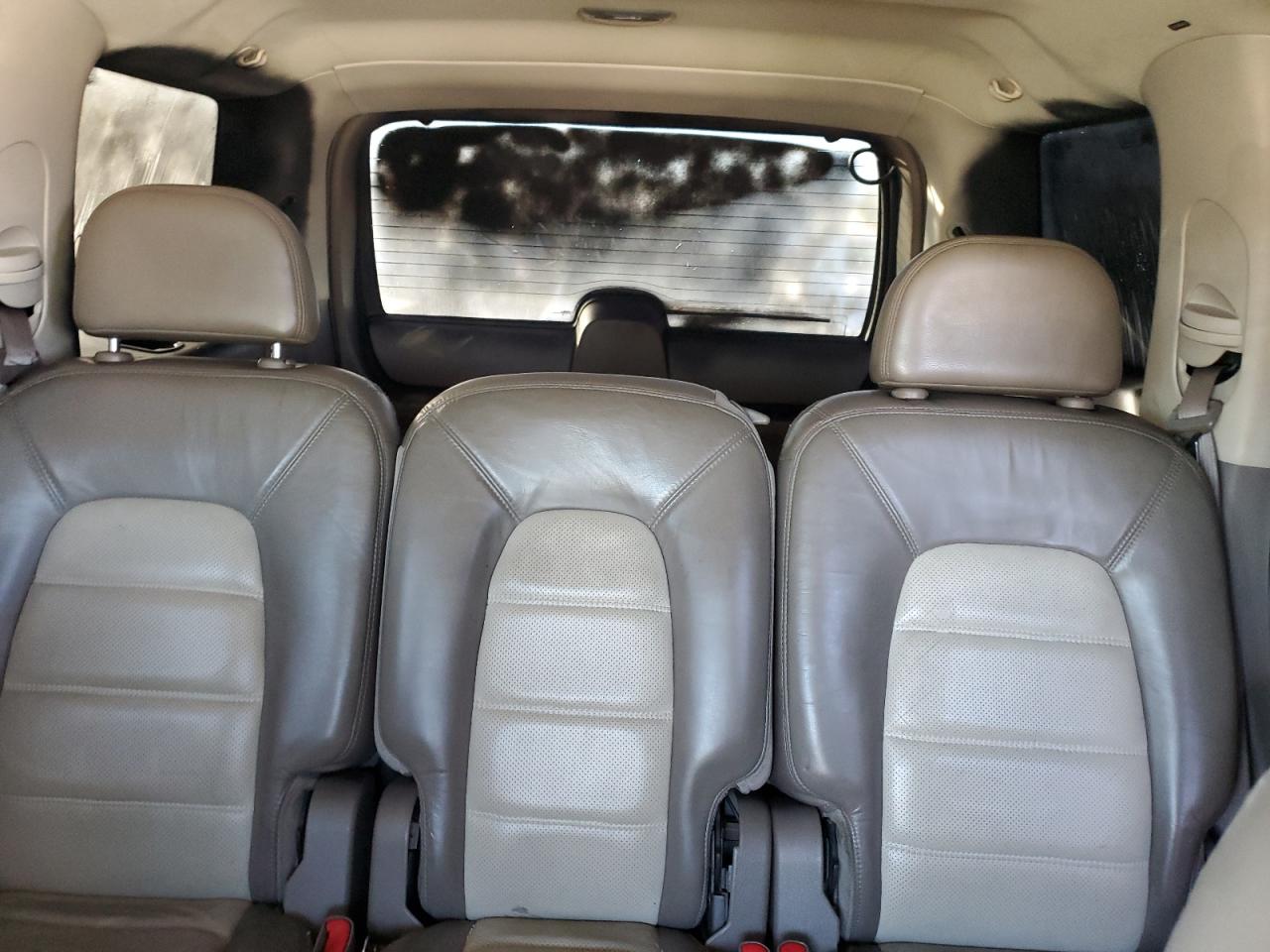 2002 Ford Explorer - Image 10