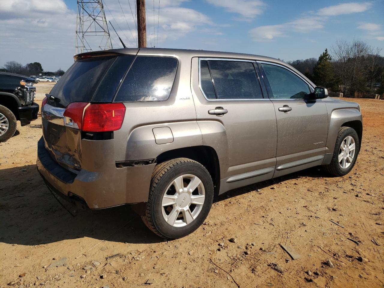2012 GMC Terrain - Image 3