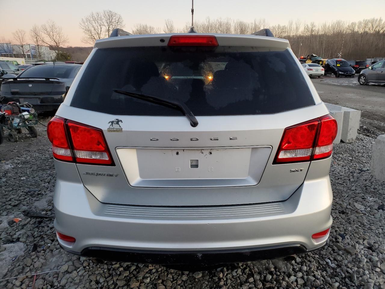 2012 Dodge Journey - Image 6