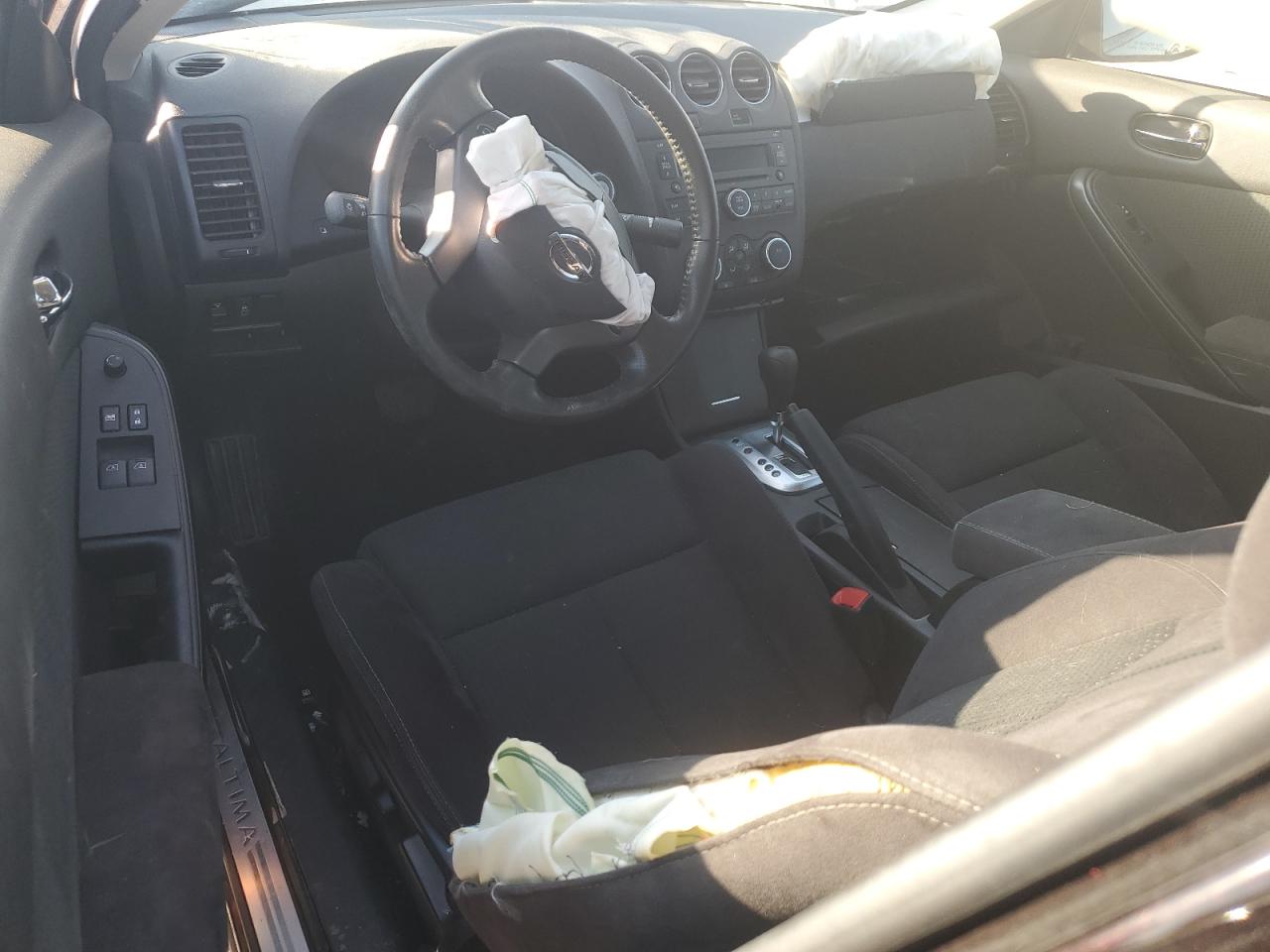 2011 Nissan Altima - Image 8