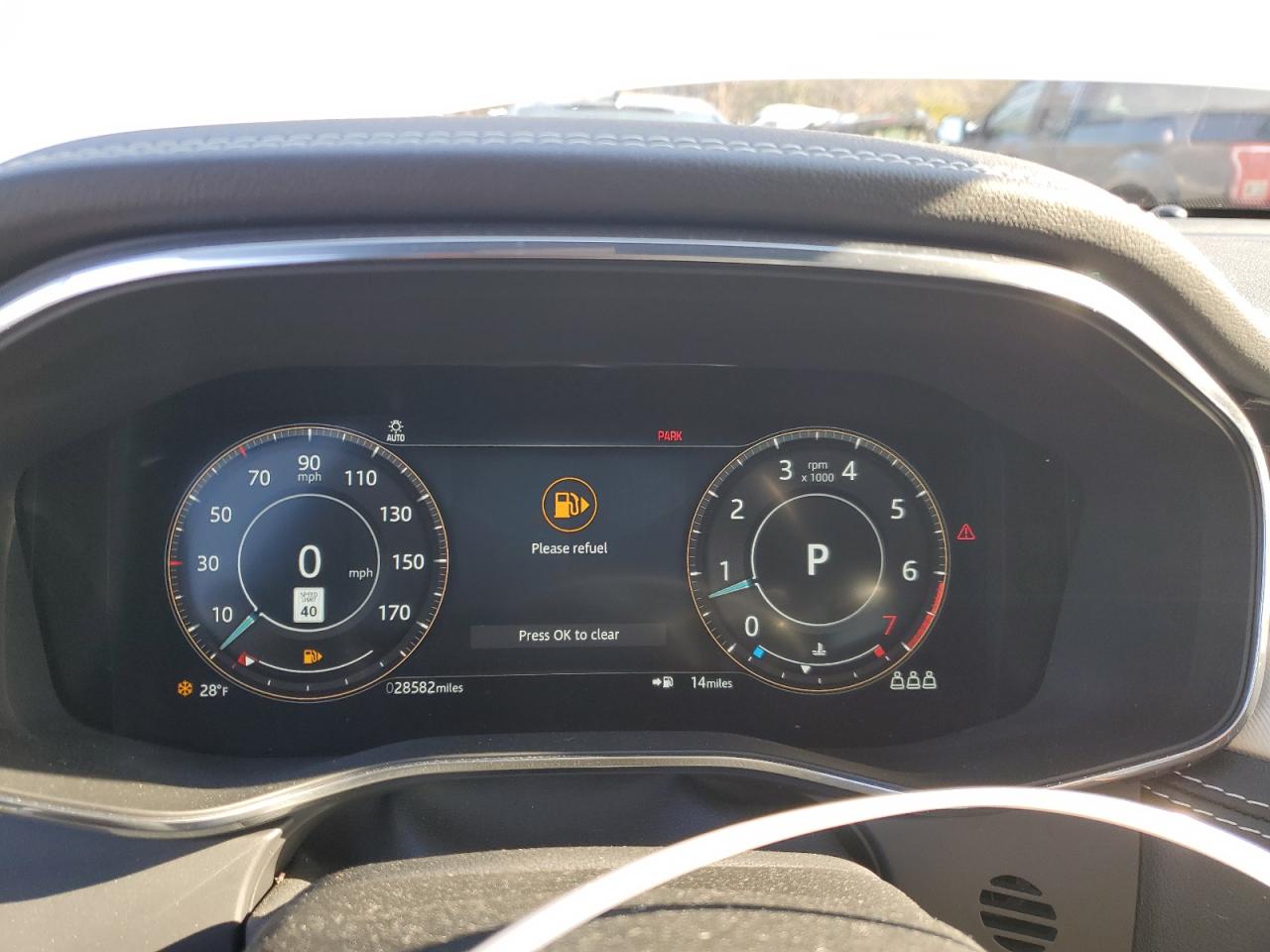 2021 Jaguar XF - Image 9