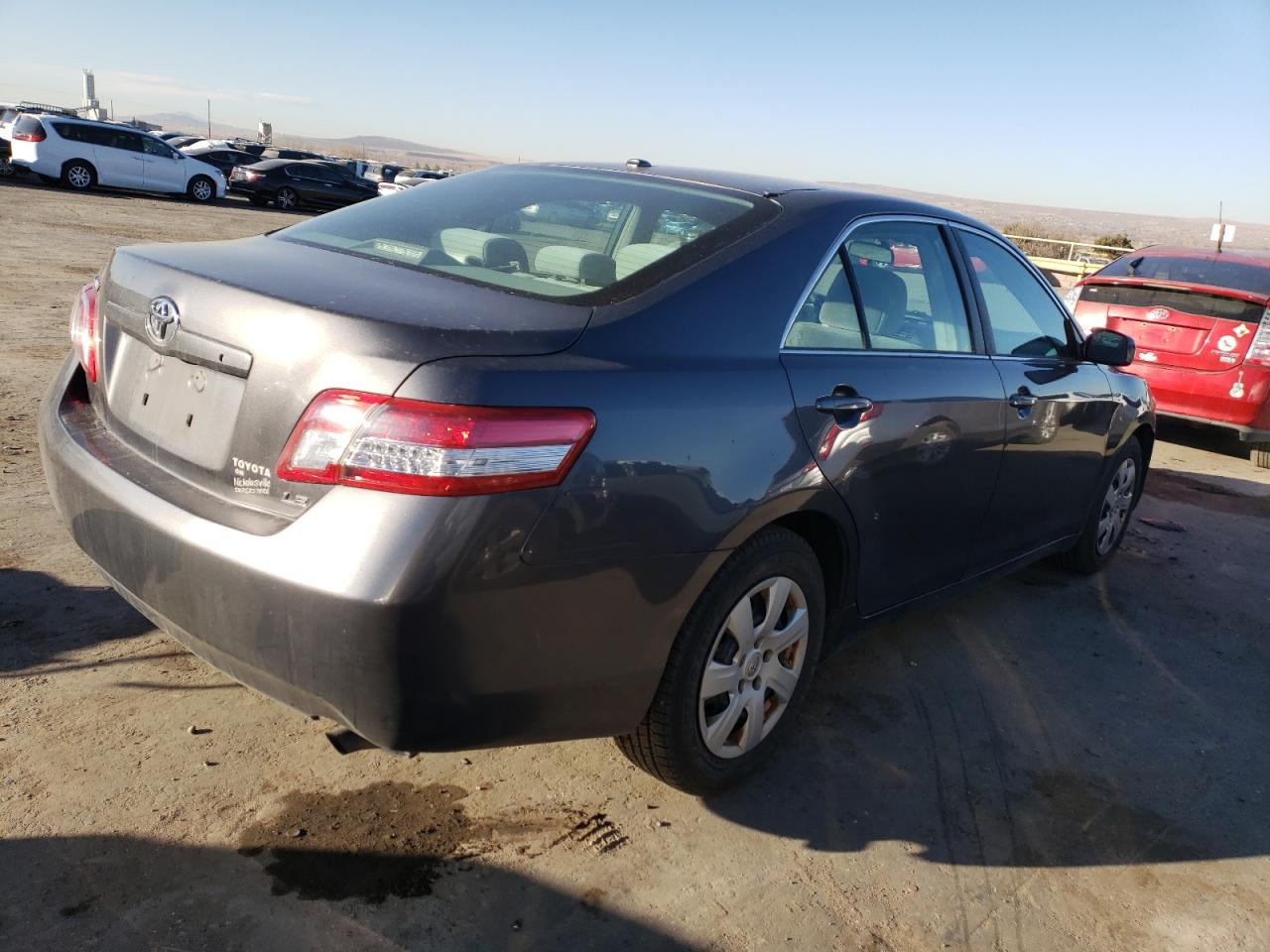 2011 Toyota Camry - Image 3