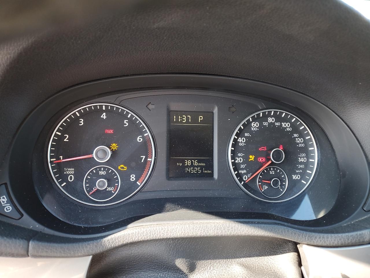 2015 Volkswagen Passat - Image 9