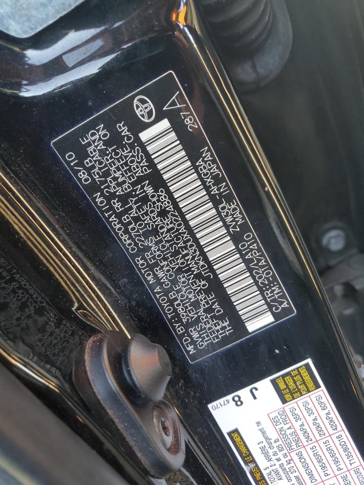 2010 Toyota Prius - Image 14