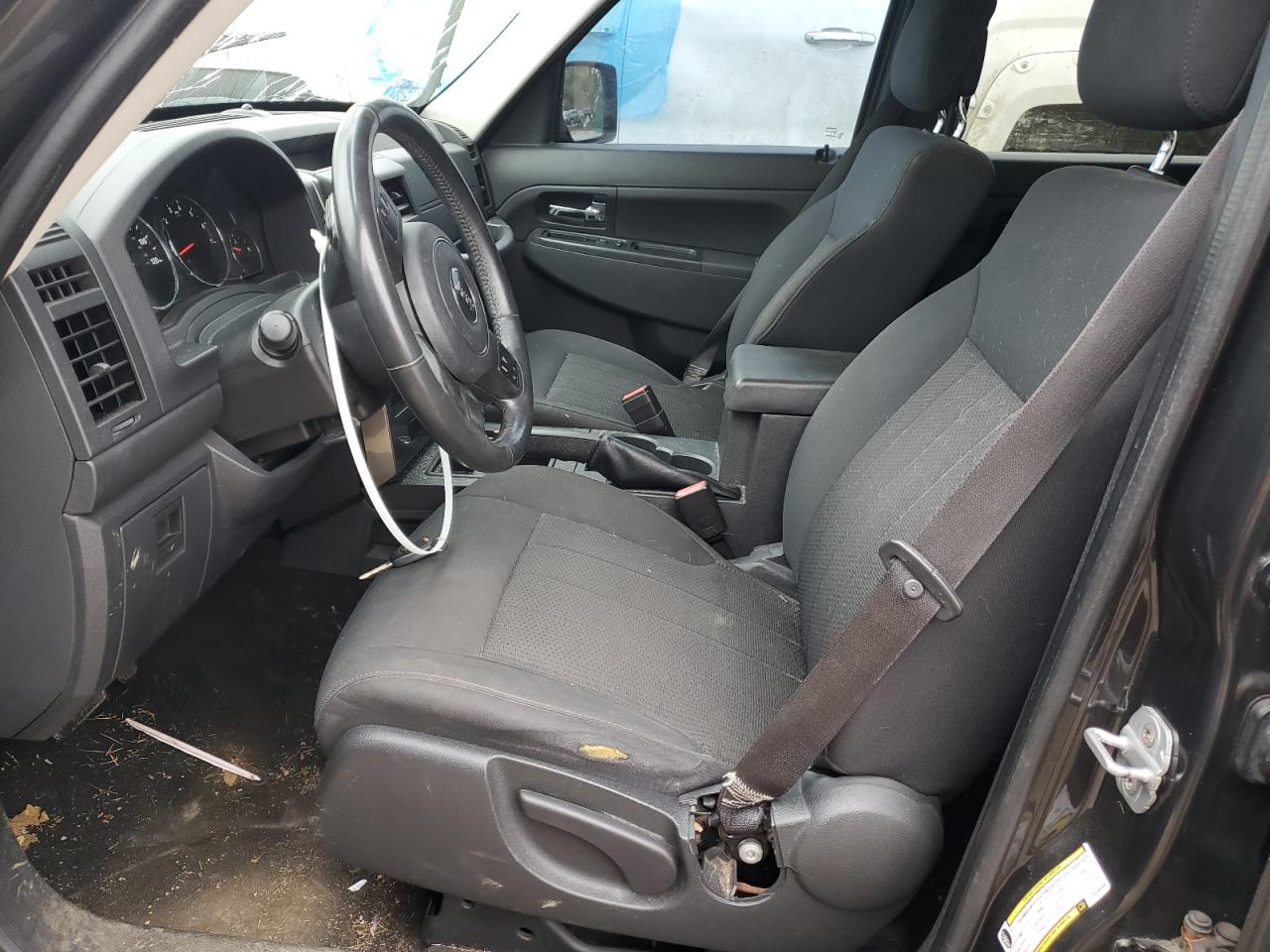 2011 Jeep Liberty (North America) - Image 7