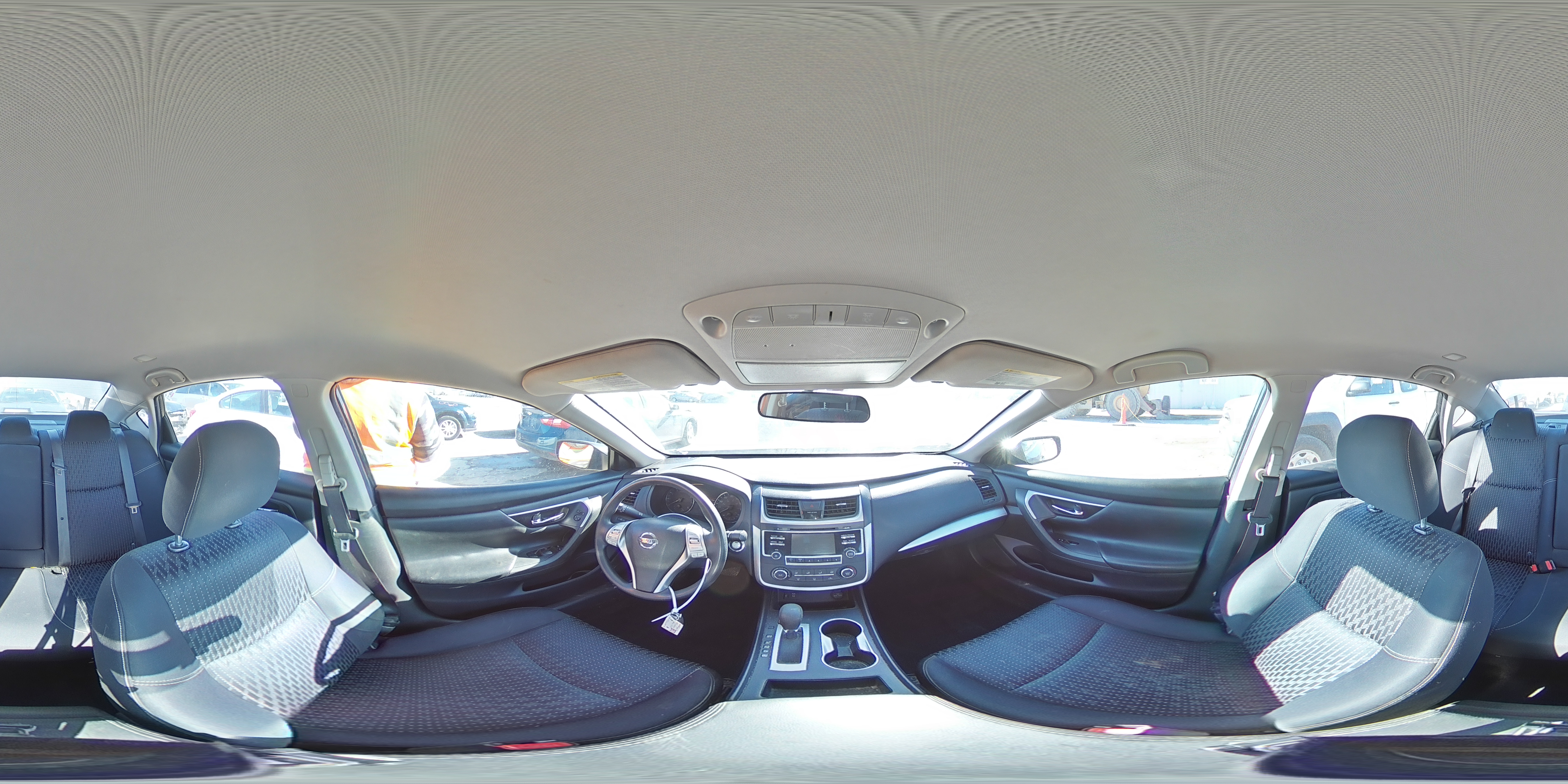2016 Nissan Altima - Image 14
