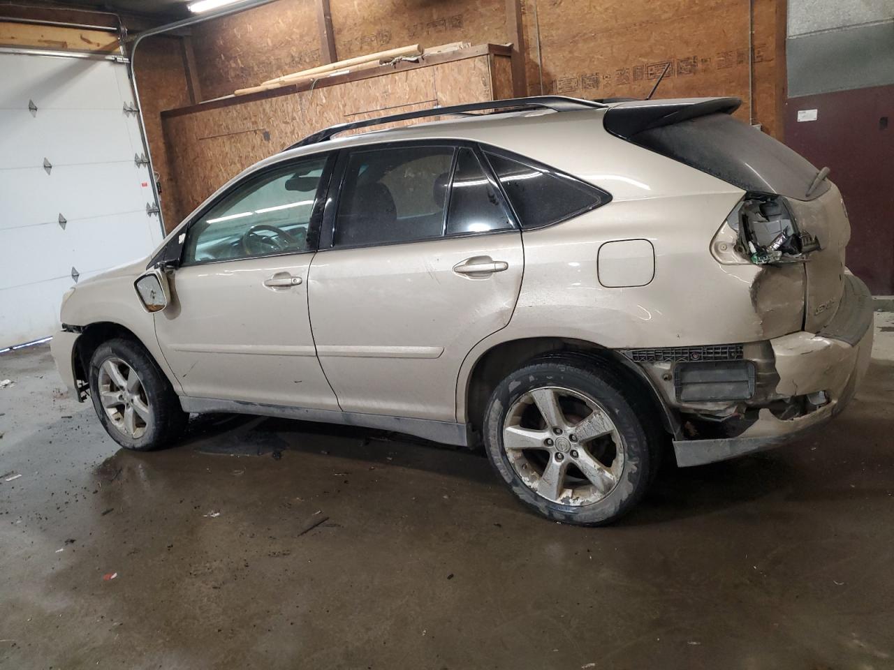 2004 Lexus RX - Image 2