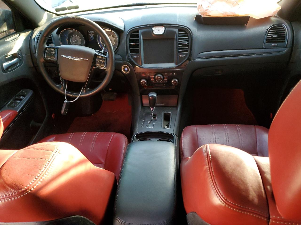 2012 Chrysler 300 - Image 8